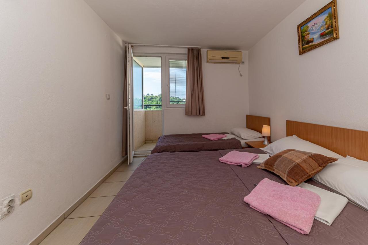Apartment Knezevic Petrovac Exterior foto