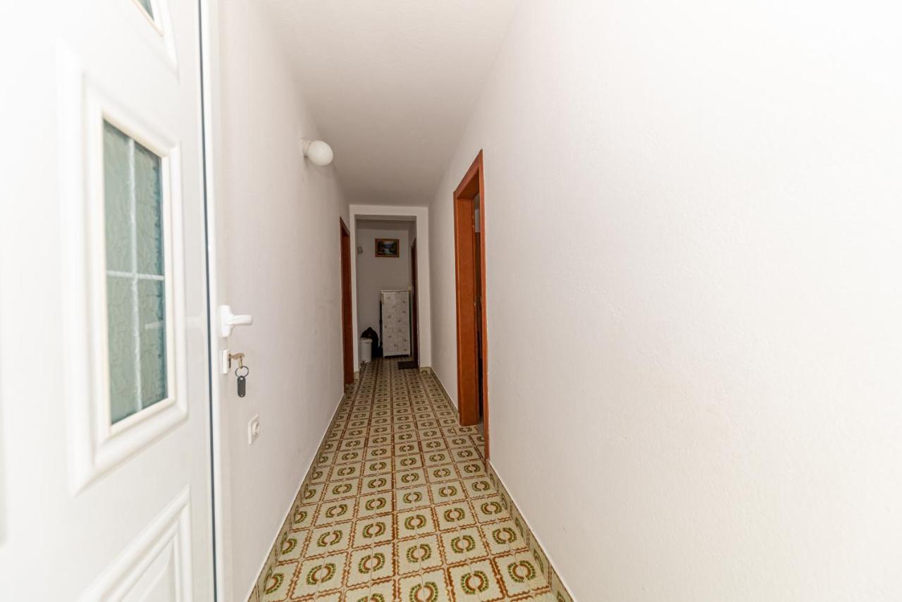 Apartment Knezevic Petrovac Exterior foto