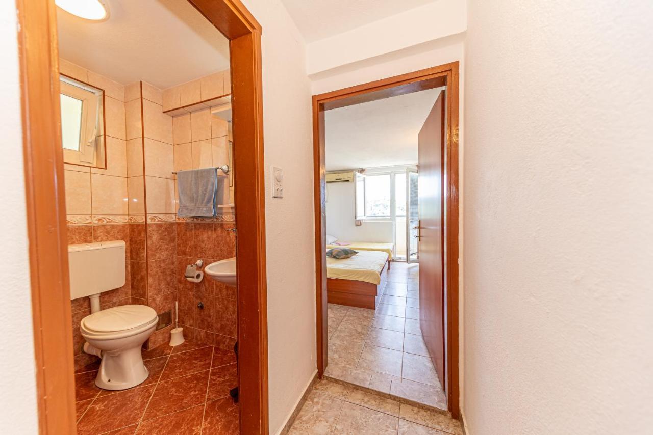 Apartment Knezevic Petrovac Exterior foto